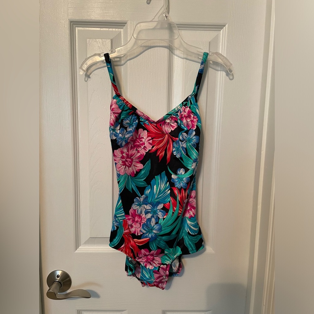 Jantzen one piece swim suit. Tropical print.